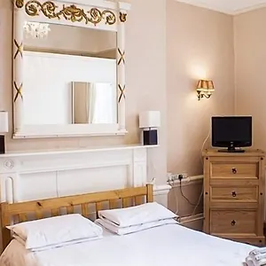 Hotel The Queensbury