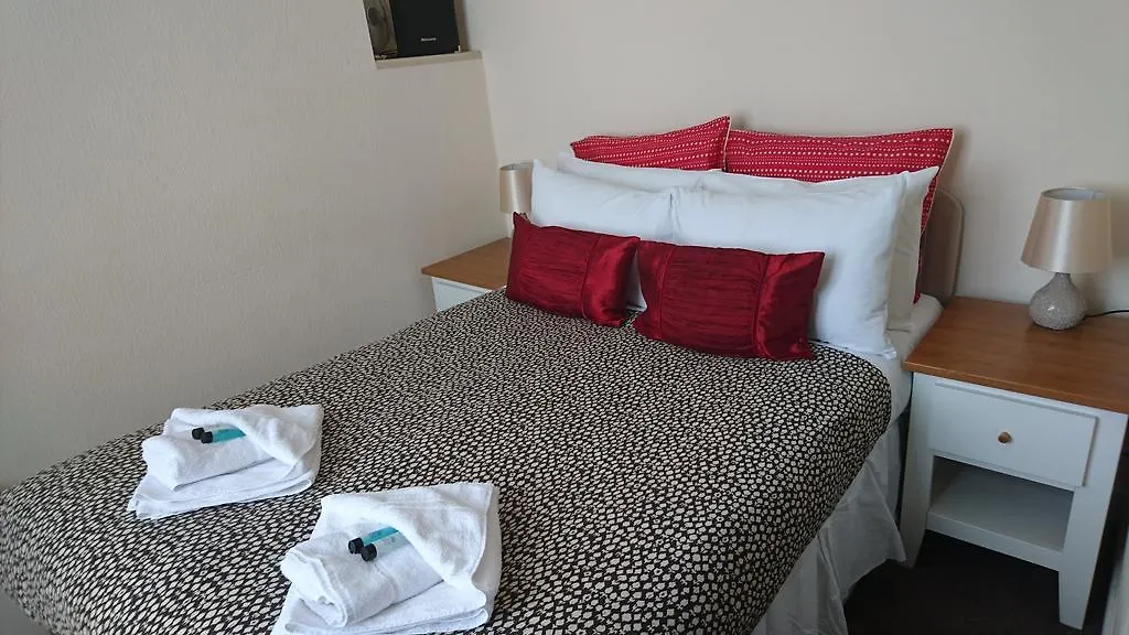Cross Street Guesthouse Brighton Guest house